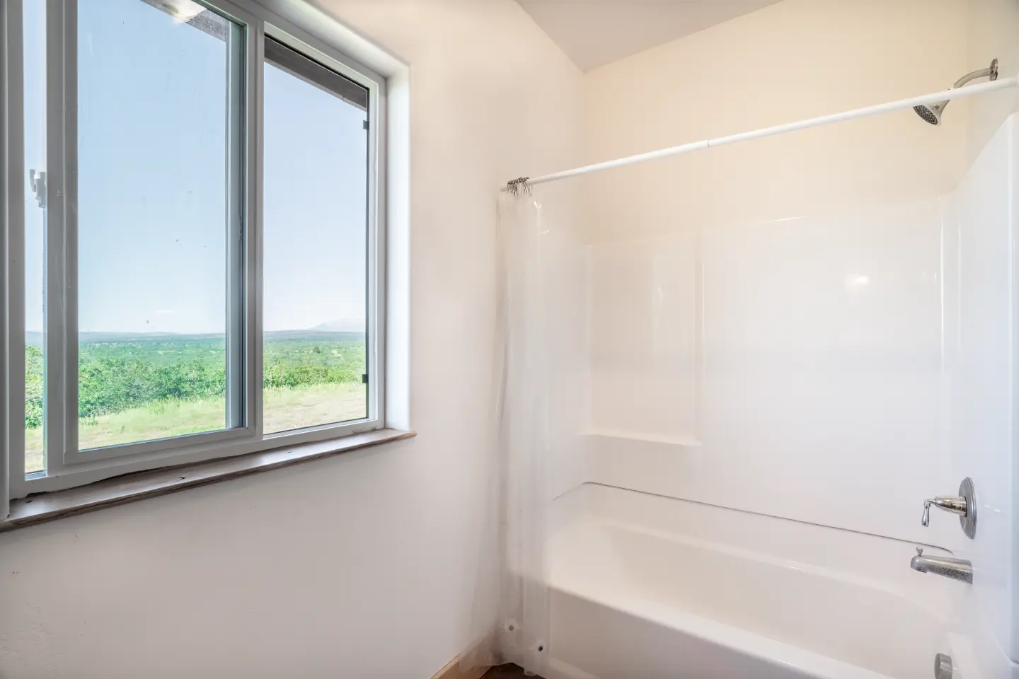 Shared bathroom view 2 1535 North Gurley Lake Drive Norwood Colorado 81423 by Elevation Photography